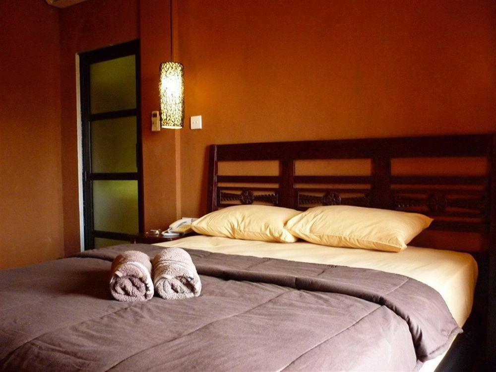 Bemo Corner Guest House Kuta Lombok Zewnętrze zdjęcie